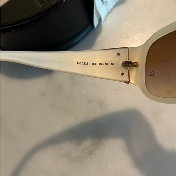 Montblanc Sunglasses with Case and Cloth - Picture 4 of 6